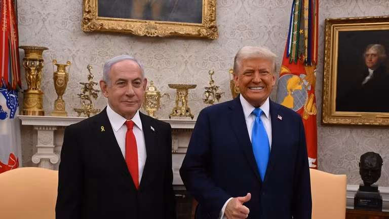 Tổng thống Mỹ Donald Trump tiếp Thủ tướng Israel Benjamin Netanyahu tại Nhà Trắng vào ngày 4/2. Ảnh: Getty.