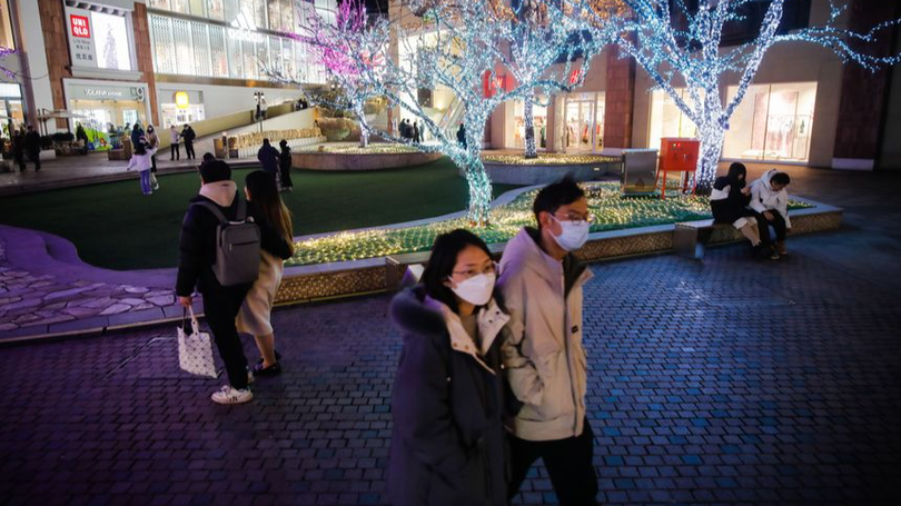 Việc người dân Trung Quốc ngại chi tiêu có thể gây ảnh hưởng tới đà tăng trưởng kinh tế toàn cầu (Ảnh: Shutterstock)