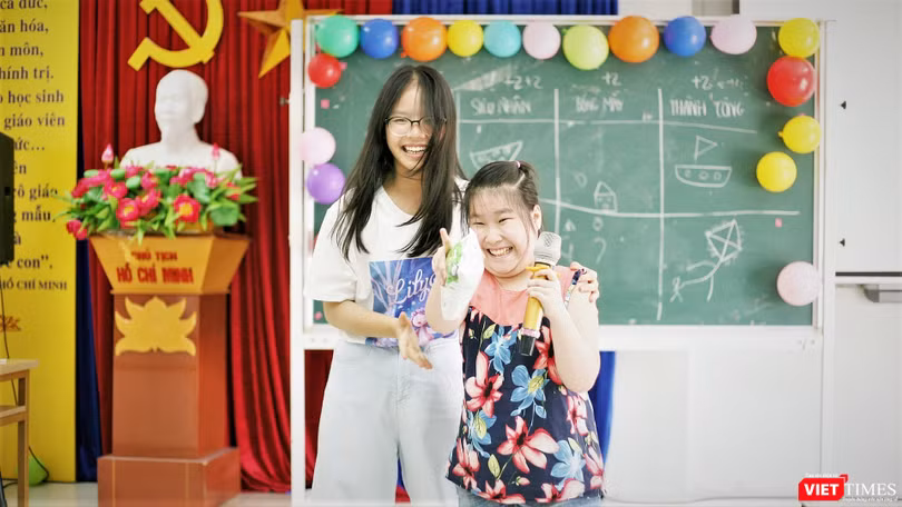 Dự án mang đến nhiều hoạt động thú vị cho các em nhỏ kém may mắn.