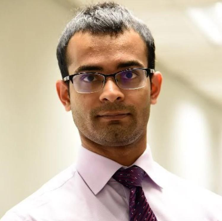 Chuyên gia vi trùng học Siddharth Sridhar (Ảnh: Twitter)