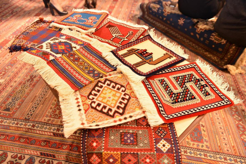 Thảm dệt Azerbaijan (Ảnh: Azernews) Thảm dệt Azerbaijan (Ảnh: Azernews)