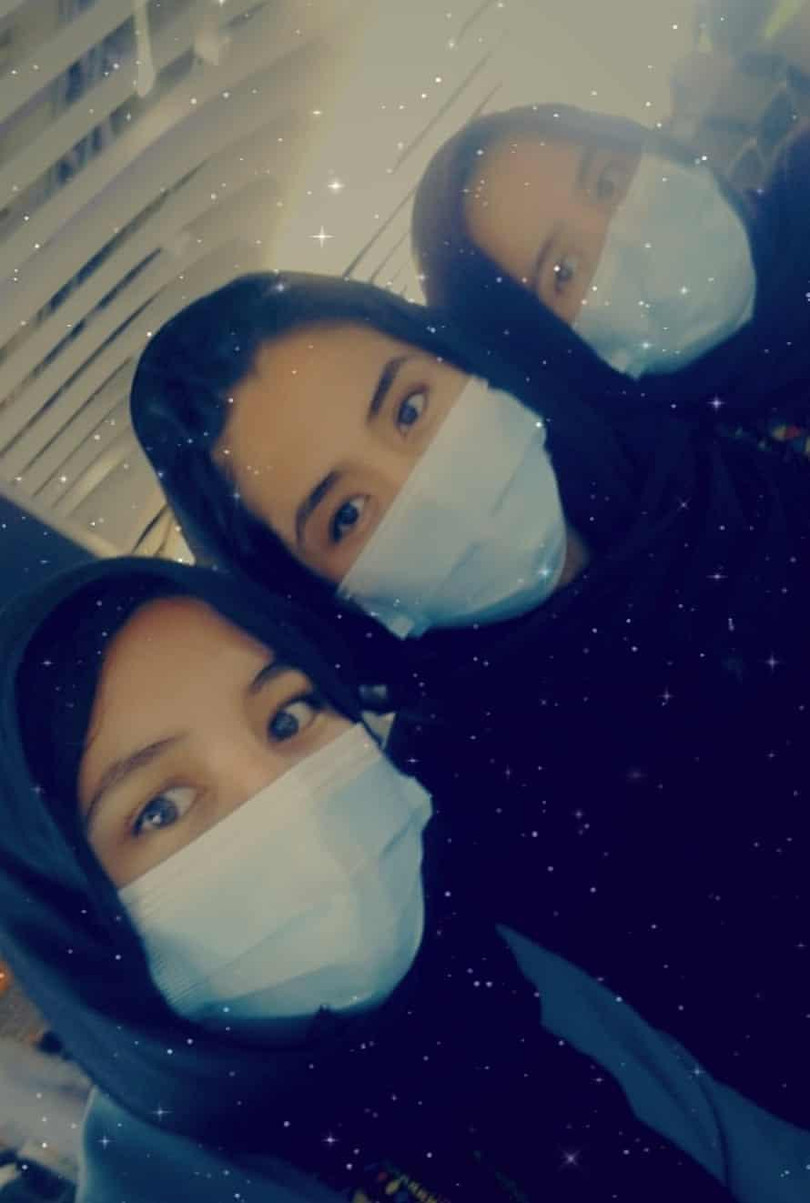 Rasa cùng hai người chị em của mình (Ảnh: Guardian)