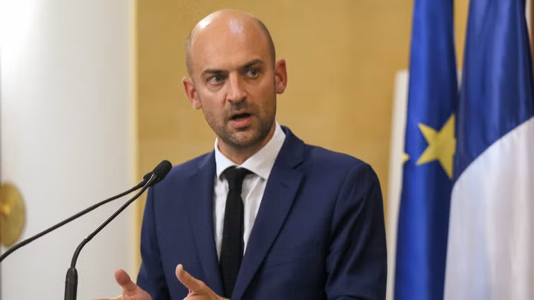 Ngoại trưởng Pháp Jean-Noel Barrot phát biểu tại cuộc họp báo ở Beirut, Lebanon ngày 30/9/2024 (Ảnh: Getty)