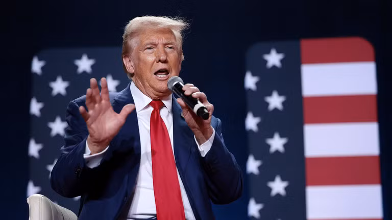 Ứng cử viên Tổng thống của đảng Cộng hòa, cựu Tổng thống Mỹ Donald Trump, trong một bài phát biểu ngày 4/10 (Ảnh: Getty)