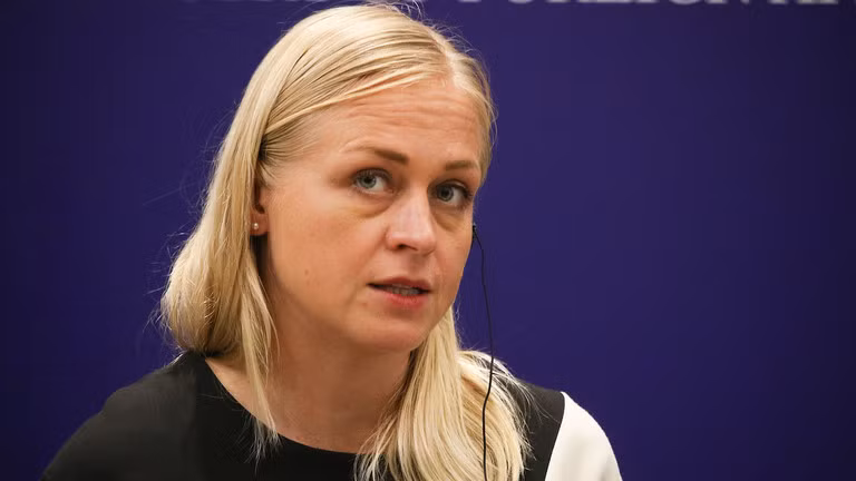 Ngoại trưởng Phần Lan Elina Valtonen ở Pristina, Kosovo, Serbia ngày 5/9/2024 (Ảnh: Getty)