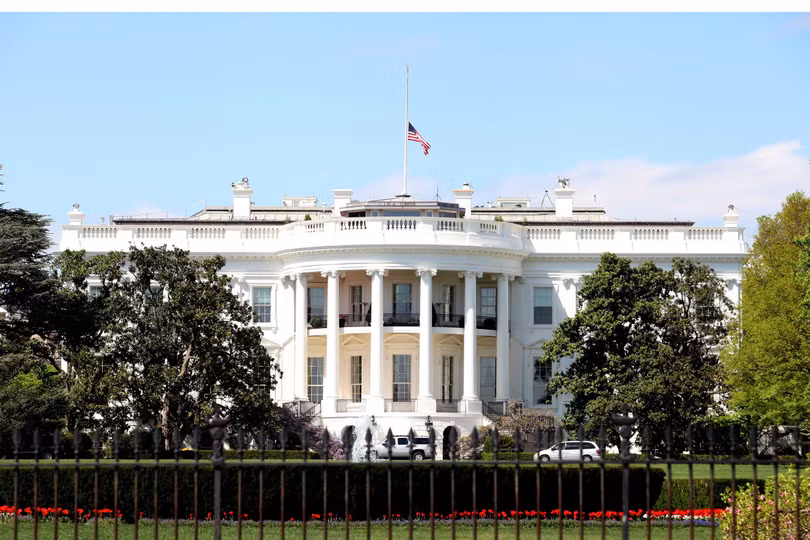 Từng xảy ra nhiều vụ vi phạm an ninh xung quanh Nhà Trắng trong vài năm gần đây (Ảnh: NYPost)