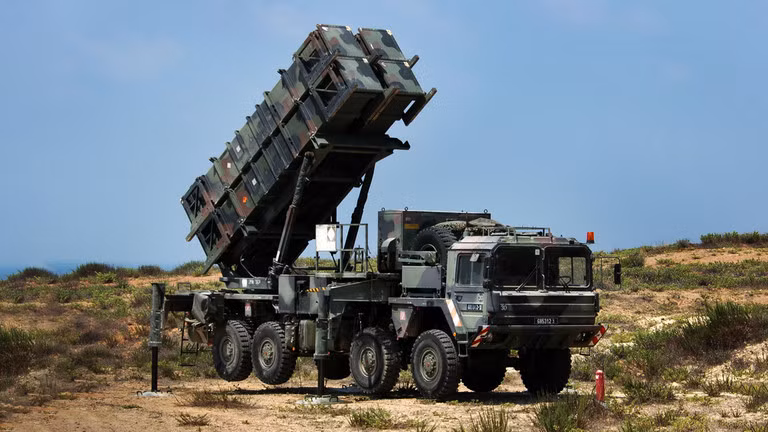 Các tên lửa của Nga ngày càng được nâng cấp để né khỏi hệ thống phòng không của Ukraine. Ảnh: Getty.