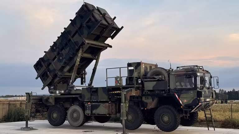 Một hệ thống phòng không Patriot do Mỹ sản xuất. Ảnh: Getty.