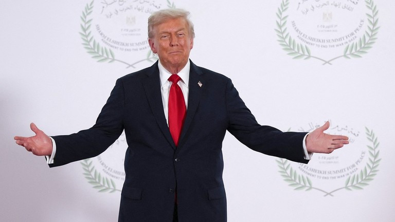 Tổng thống Mỹ Donald Trump tại Sharm El-Sheikh, Ai Cập, ngày 13/10. Ảnh: Getty.