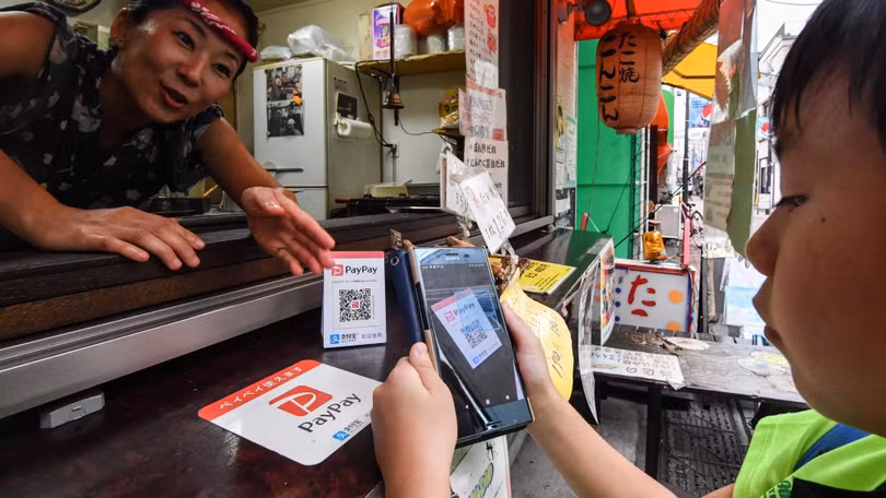 PayPay đi tiên phong trong lĩnh vực thanh toán di động ở Nhật Bản (Ảnh: Nikkei)