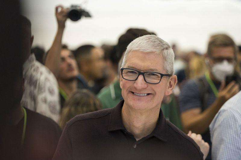 CEO Tim Cook của Apple (Ảnh: Bloomberg)