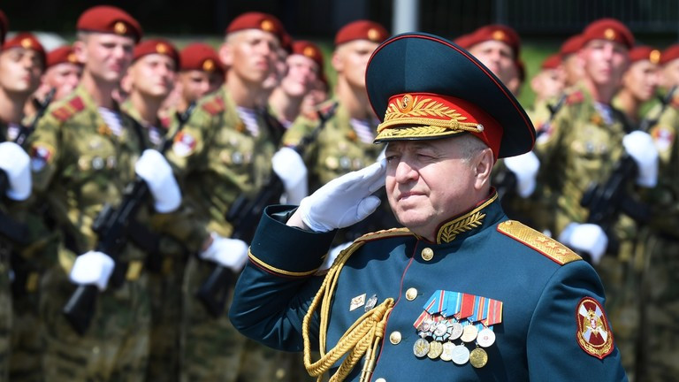 Thượng tướng Viktor Strigunov bị bắt giữ vì nhiều cáo buộc tham nhũng. Ảnh: Sputnik.