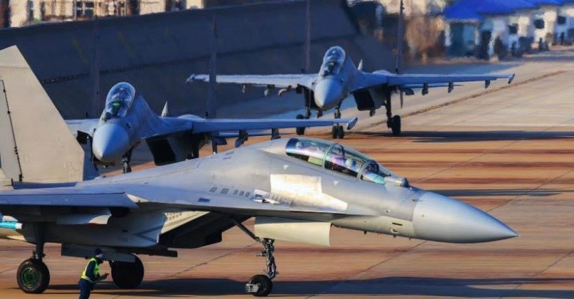 Chiến đấu cơ J-16 của Trung Quốc. Ảnh: MW.