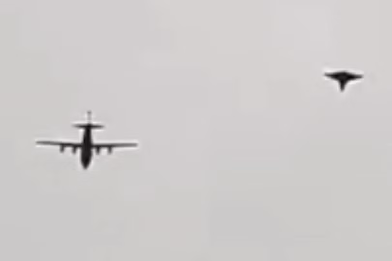 Một video mới lan truyền trên mạng cho thấy một máy bay không người lái không đuôi của Trung Quốc đang bay theo đội hình. Ảnh: Handout.