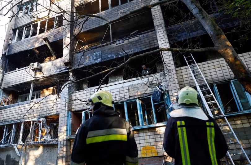 Cú đảo chiều bất ngờ của ông Trump về chính sách Ukraine Cuộc chiến trở lại vạch đích 2.png