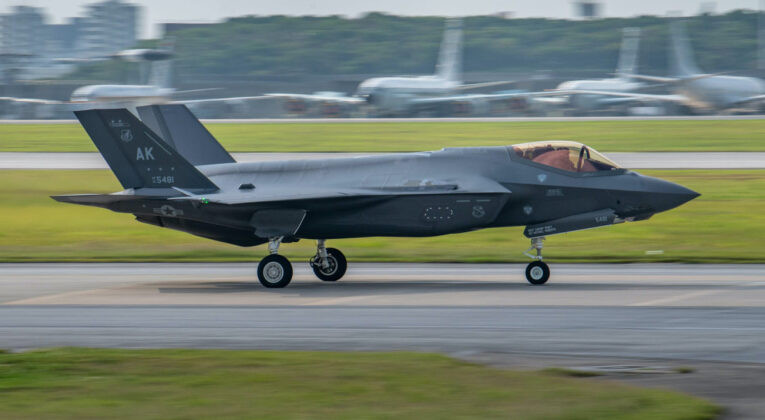 So găng F-35 và Su-35 Tử huyệt có thể khiến chiến đấu cơ Mỹ bị lép vế trong cận chiến 4.jpg