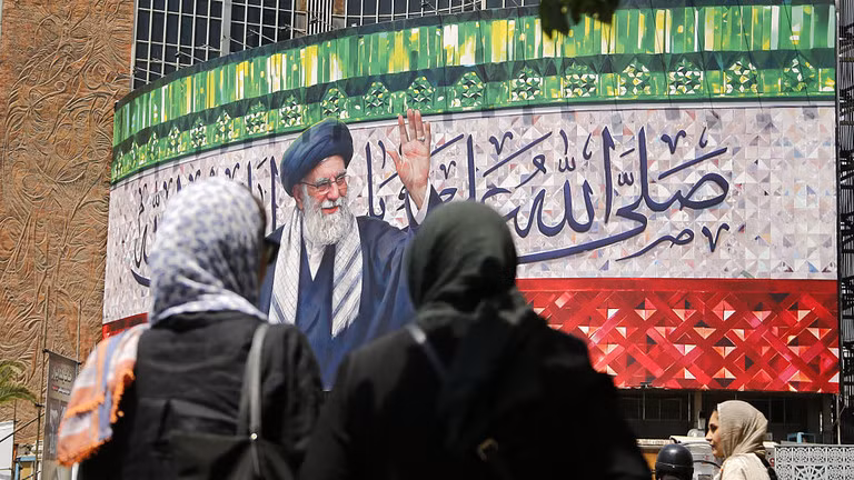 Quan chức Iran đưa ra lời cảnh báo mới nhằm vào Mỹ và Israel. Ảnh: Getty.