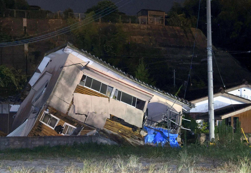 Siêu động đất ngày 5 tháng 7 Truyện tranh Nhật Bản từng tiên đoán thảm họa năm 2011 gây hoang mang 2.jpg