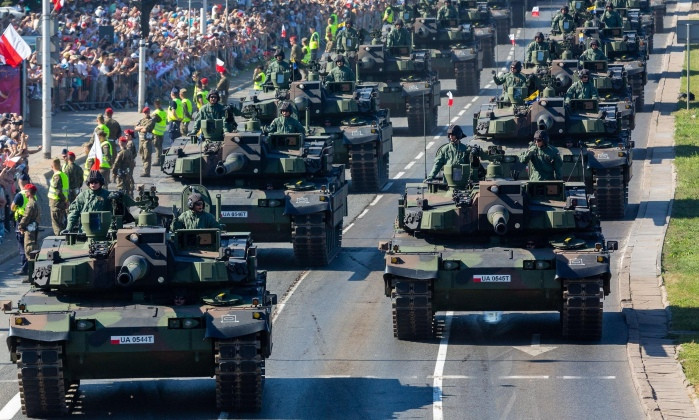 Ba Lan muốn đánh phủ đầu Nga Tướng cấp cao đề xuất chiến lược phòng thủ chủ động, tấn công tầm xa 1.jpg