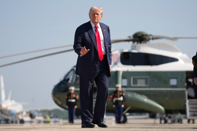 Tổng thống Mỹ Donald Trump có kế hoạch kết hợp chơi golf với thảo luận về thương mại trong chuyến đi tới Scotland vào cuối tuần này. Ảnh: WSJ.