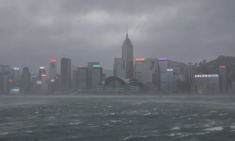 Trước Wipha, 17 cơn bão nhiệt đới đã kích hoạt tín hiệu cảnh báo số 10 kể từ khi bắt đầu ghi chép vào năm 1946. Ảnh: SCMP.