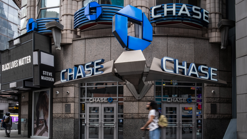 Tác động từ cú sập của SVB tiếp diễn trong hệ thống ngân hàng Mỹ (Ảnh: CNBC)