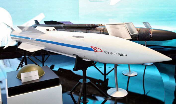 Sát thủ trên khôgn R-37M lắp cho Su-35 mới của Iran có thể khiến phương Tây và Israel đau đầu 3.jpg