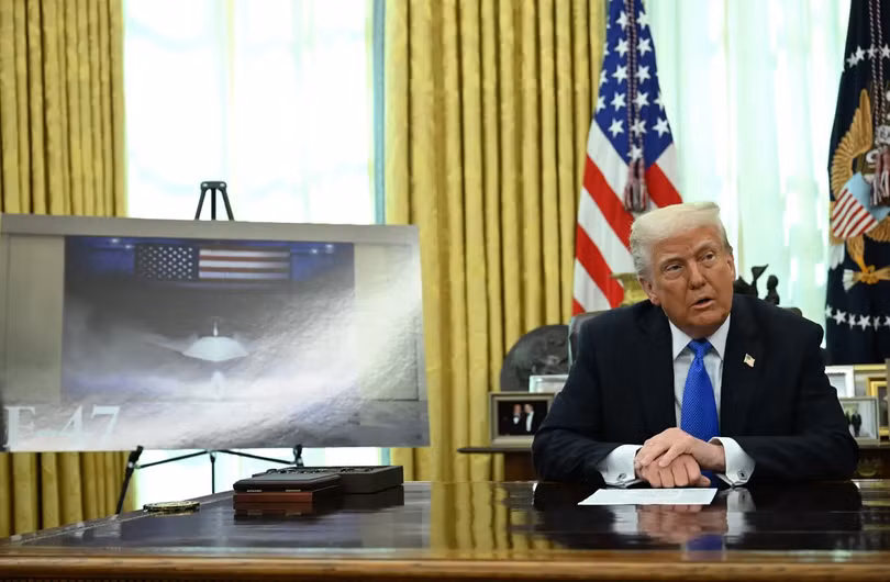 Tổng thống Mỹ Donald Trump đã trao cho Boeing hợp đồng chế tạo máy bay F-47 vào đầu tháng này. Ảnh: AFP.