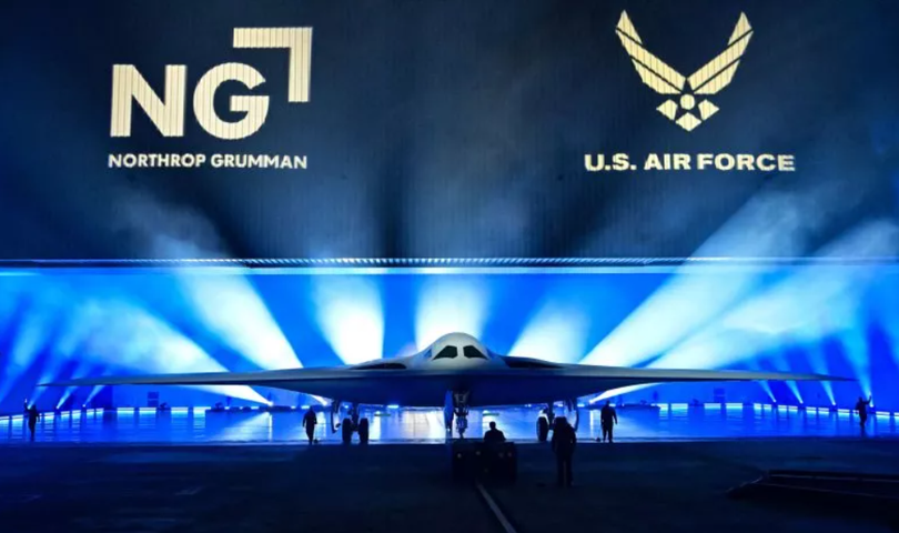 Đòn oanh tạc Iran của B-2 Spirit thách thức viễn cảnh về AI và bầy đàn UAV của Elon Musk 3.png