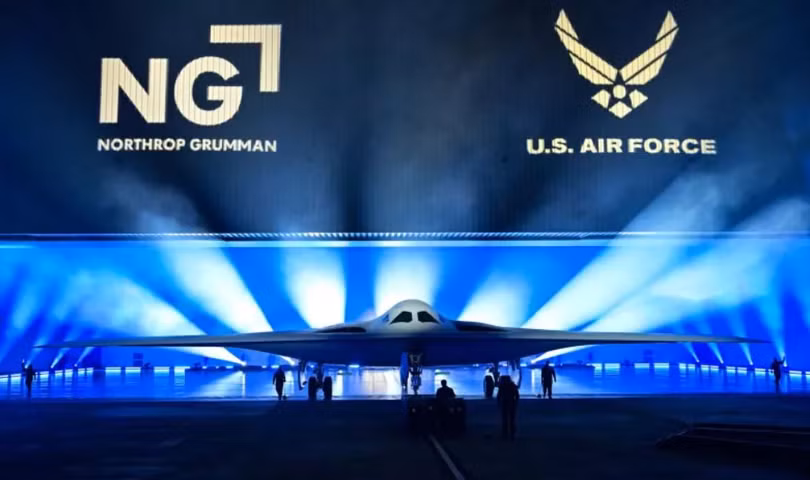 Đòn oanh tạc Iran của B-2 Spirit thách thức viễn cảnh về AI và bầy đàn UAV của Elon Musk 3.png