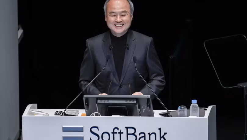 Masayoshi Son, chủ tịch kiêm giám đốc điều hành của SoftBank Group Corp., phát biểu trong cuộc họp đại hội đồng thường niên của công ty tại Tokyo, Nhật Bản, ngày 27/6. Ảnh: Bloomberg.