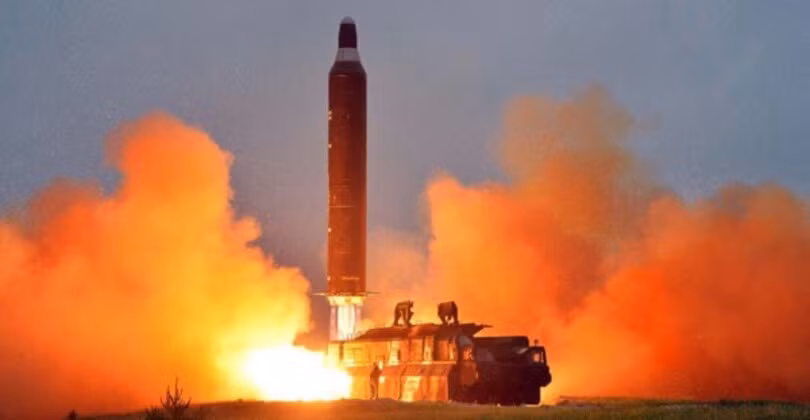 Iran phóng tên lửa đầu đạn 1,5 tấn vào Israel Mối đe dọa mới khiến phòng thủ Tel Aviv chao đảo 2.jpeg