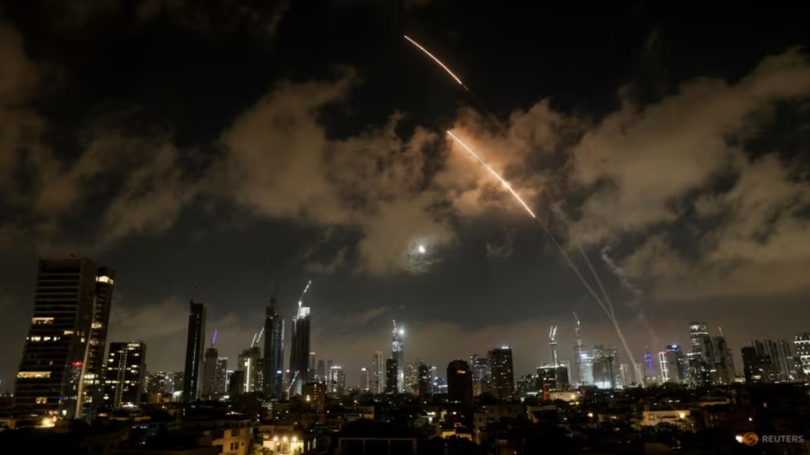 Iran cảnh báo hậu quả không thể đảo ngược sau khi ông Trump dọa loại bỏ lãnh tụ tối cao 2.png