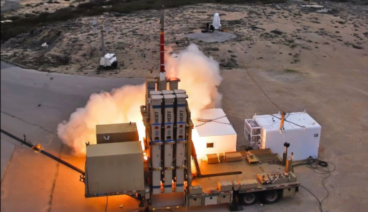 Tên lửa đất đối không được phóng từ hệ thống David's Sling của Israel. Ảnh: MW.