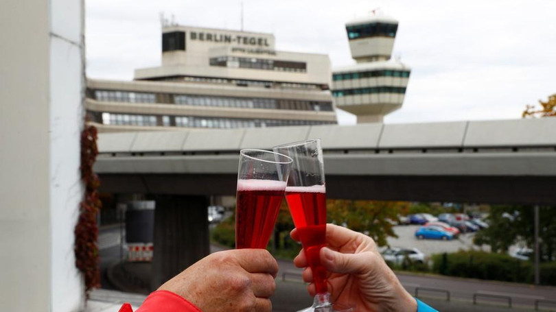 Mỹ nâng thuế đối với các sản phẩm nhập khẩu từ Đức và Pháp (Ảnh: RT)