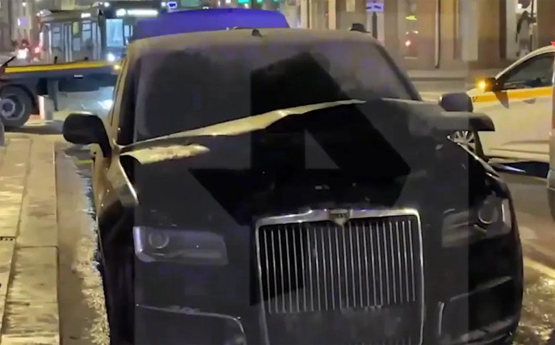 Tờ The Sun và nhiều hãng tin nước ngoài khác đăng tải thông tin xe phục vụ Tổng thống Putin bốc cháy ở Moscow. Ảnh: Getty.
