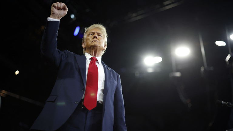 Tổng thống Mỹ Donald Trump xác nhận về ý định tranh cử nhiệm kỳ thứ ba. Ảnh: Getty.