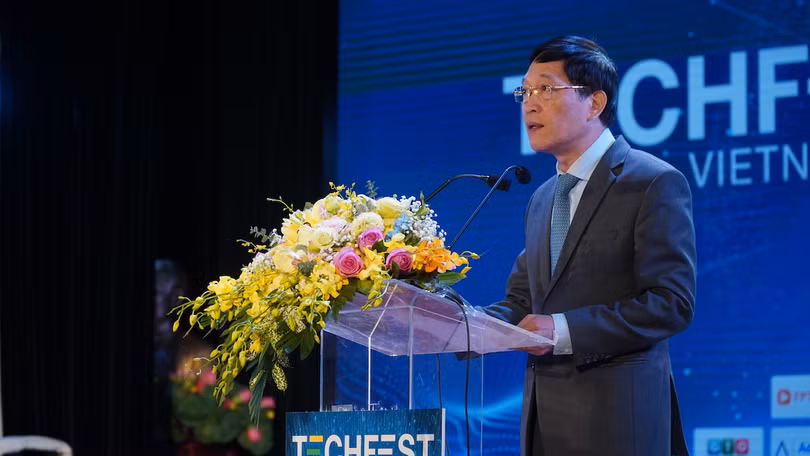 Thứ trưởng Bộ KH&CN Trần Văn Tùng phát biểu bế mạc Techfest năm 2020.