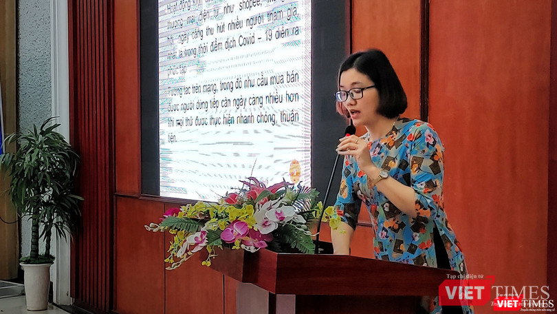 ThS. Nguyễn Thị Vân Trang thuyết trình về nghiên cứu tại Hội thảo.