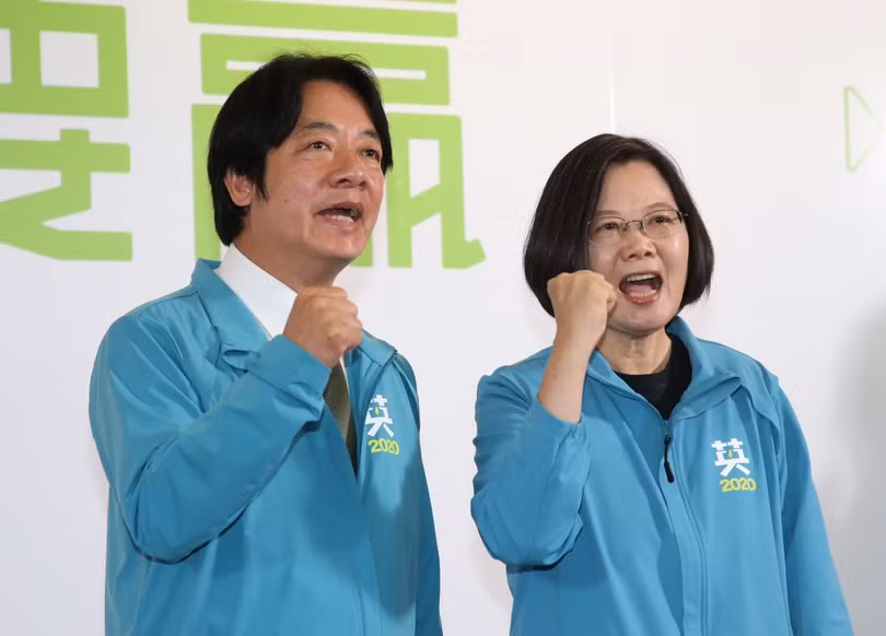 Ông Lại Thanh Đức và bà Thái Anh Văn trong lễ công bố tổ chức sáng 17/11 (Ảnh: Taiwan News)