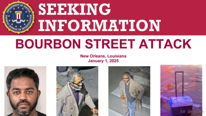 Shamsud-Din Jabbar trong bức ảnh ngày 11/7/2020, cùng với video giám sát tĩnh cho thấy nghi phạm đi dọc Phố Dauphine trước khi lái một chiếc xe tải lao vào đám đông ở New Orleans, Louisiana, Mỹ vào ngày 1/1. Ảnh: Reuters.