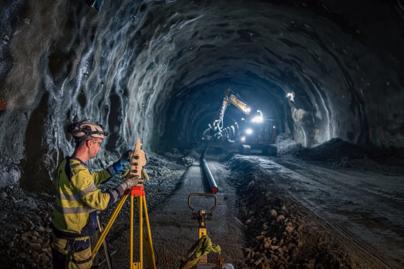 Na Uy âm thầm xây dựng kỳ quan dưới biển sâu gần 400 m Thế giới choáng vì độ táo bạo 2.png