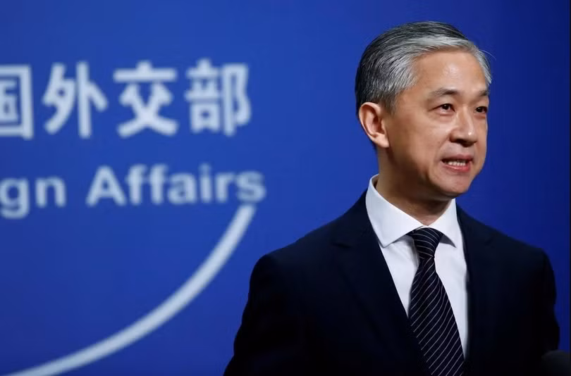 Phát ngôn viên Bộ Ngoại giao Trung Quốc Uông Văn Bân (Ảnh: Reuters)