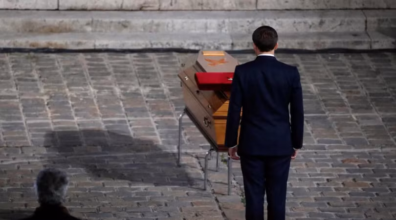 Tổng thống Pháp Emmanuel Macron trong buổi lễ tưởng niệm Samuel Paty (Ảnh: Getty)