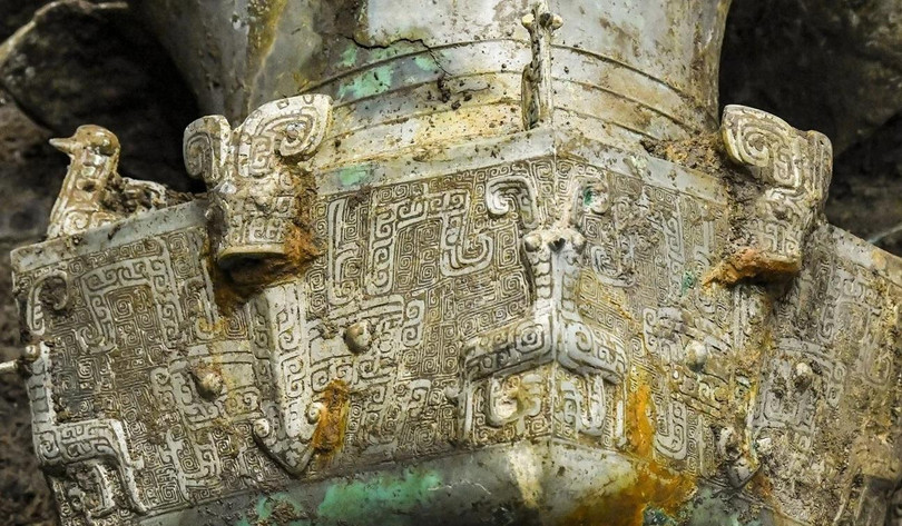 Dụng cụ bằng đồng được khai quật tại Tam Tinh Đôi (Ảnh: Xinhua)