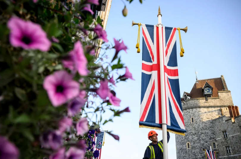 Xa hoa chưa từng có Ông Trump được Hoàng gia Anh đón tiếp bằng nghi lễ hiếm hoi 2.png