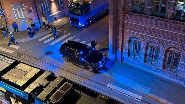 Cảnh sát đã phong tỏa khu vực xảy ra vụ việc ở Oslo, Na Uy. Ảnh: RT.