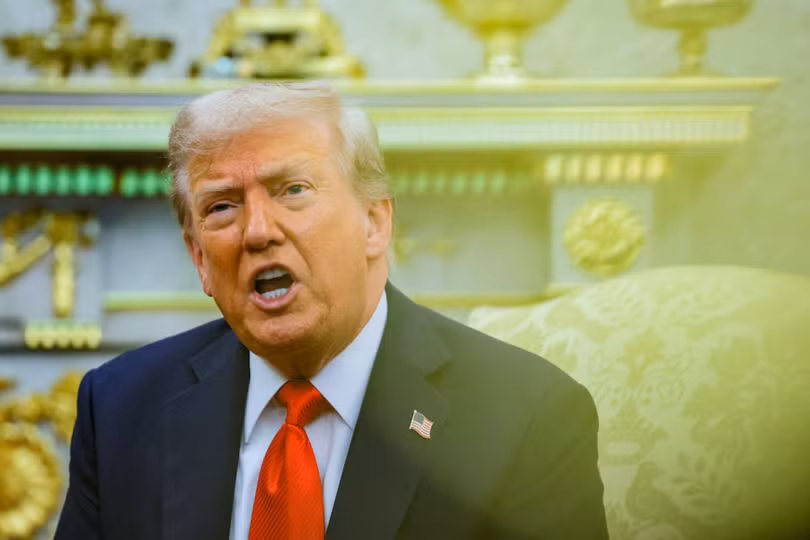 Tổng thống Mỹ Donald Trump phản ứng khi ông và Tổng thống Ba Lan Karol Nawrocki (không có trong ảnh) gặp nhau tại Phòng Bầu dục ở Nhà Trắng tại Washington, D.C., Mỹ ngày 3/9. Ảnh: Reuters.