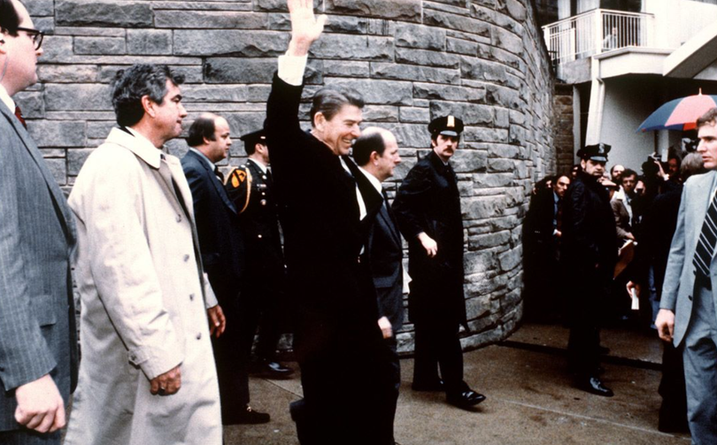 Lịch sử các vụ ám sát có động cơ chính trị ở nước Mỹ 3.png