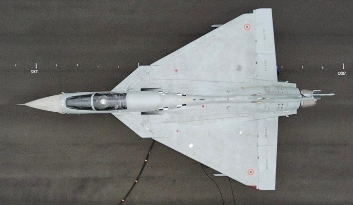 Mẫu chiến đấu cơ hạng nhẹ Tejas của Ấn Độ. Ảnh: MW.